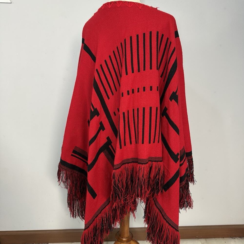 Kensie Red Black Southwestern Fringe Poncho Sweater Reversible Shawl Holiday O/S - Picture 3 of 11